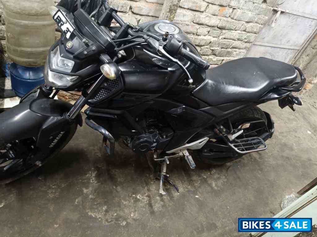 Yamaha FZ FI V2