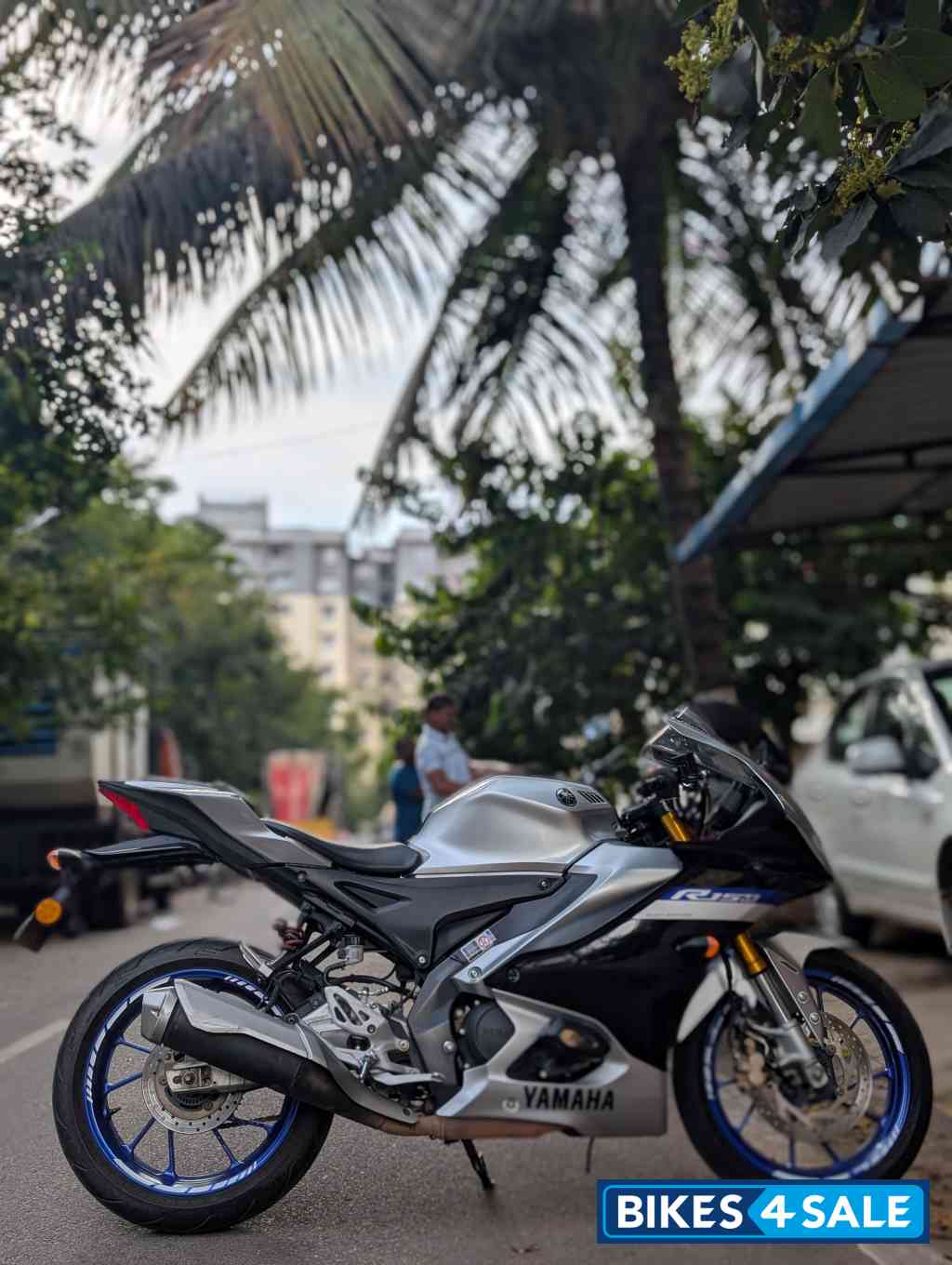 Metallic Grey Yamaha R15M