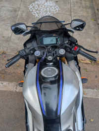 Metallic Grey Yamaha R15M