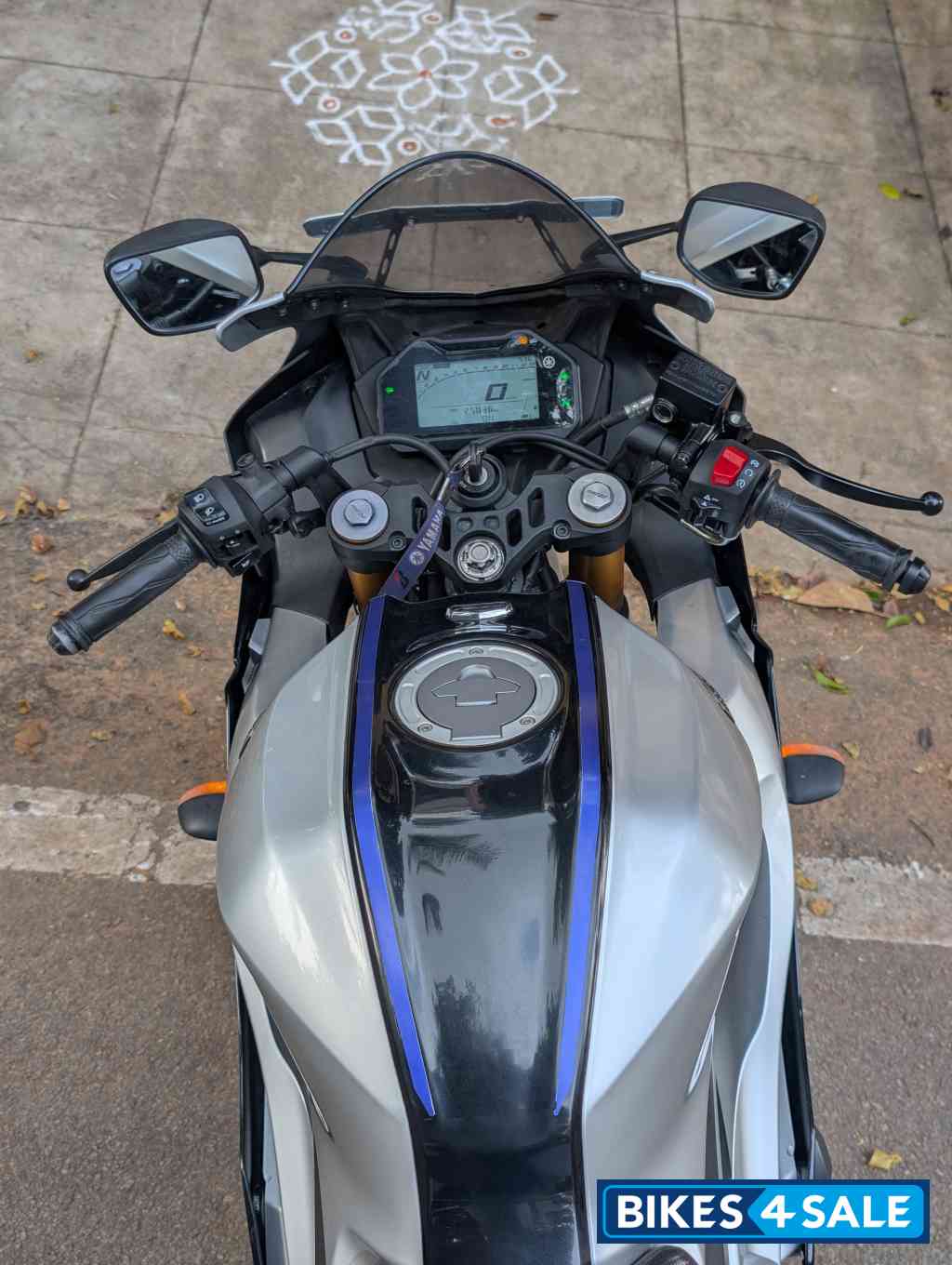 Metallic Grey Yamaha R15M
