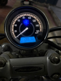 Bajaj Avenger 220 DTS-i