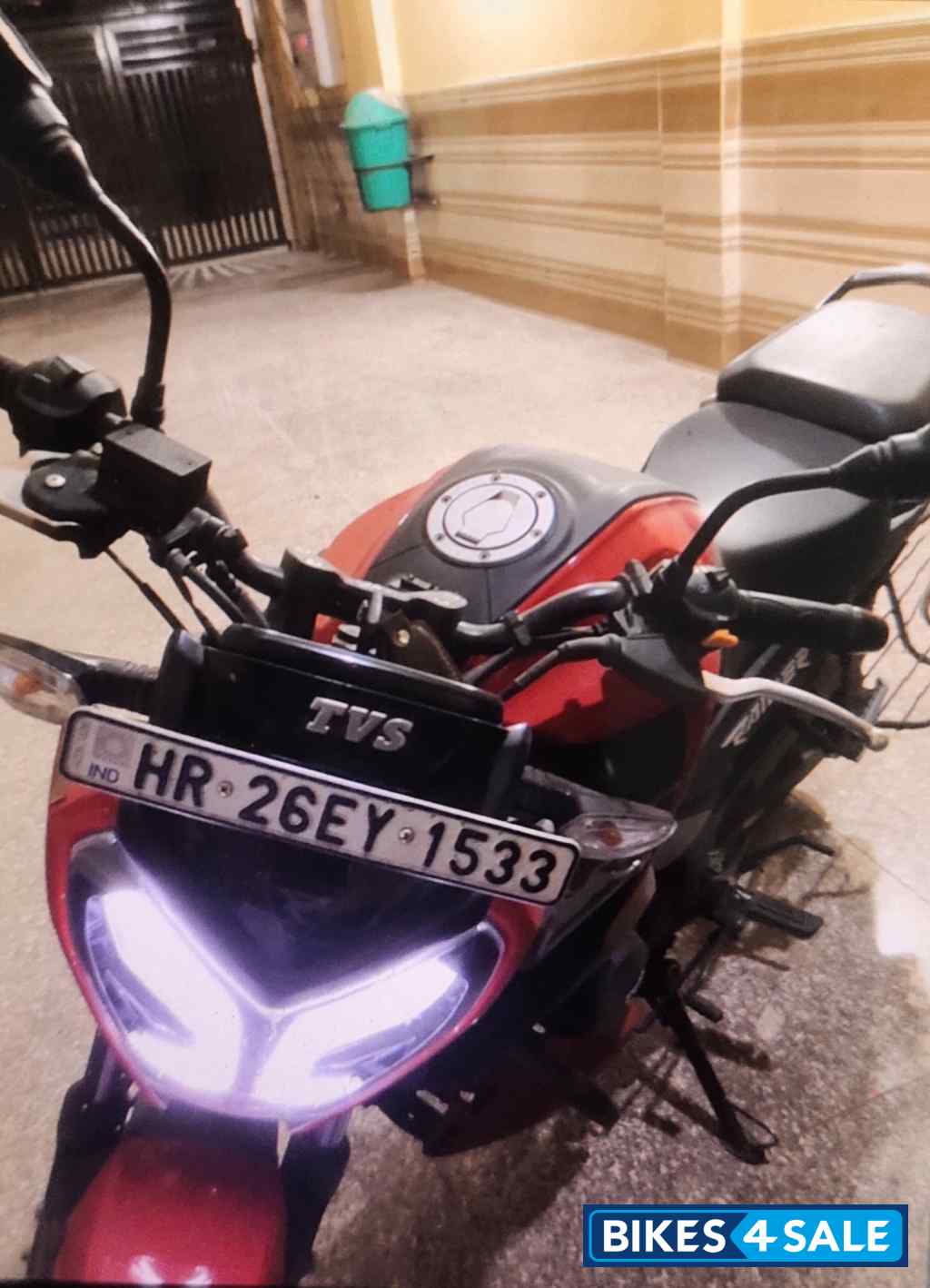 Striking Red TVS Raider Split Seat