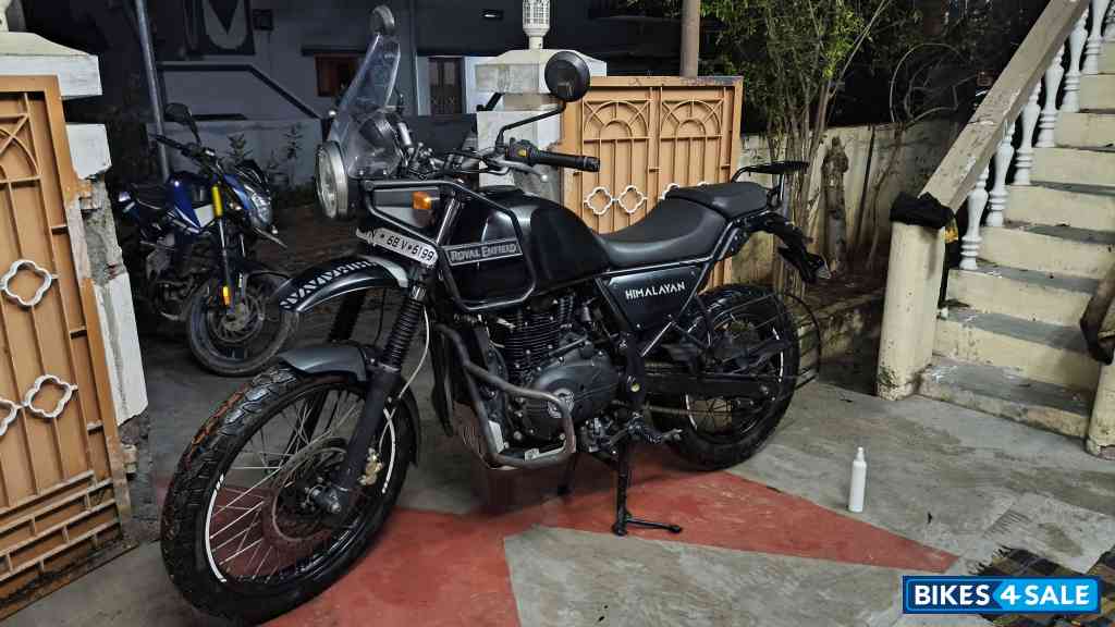 Granite Black Royal Enfield Himalayan