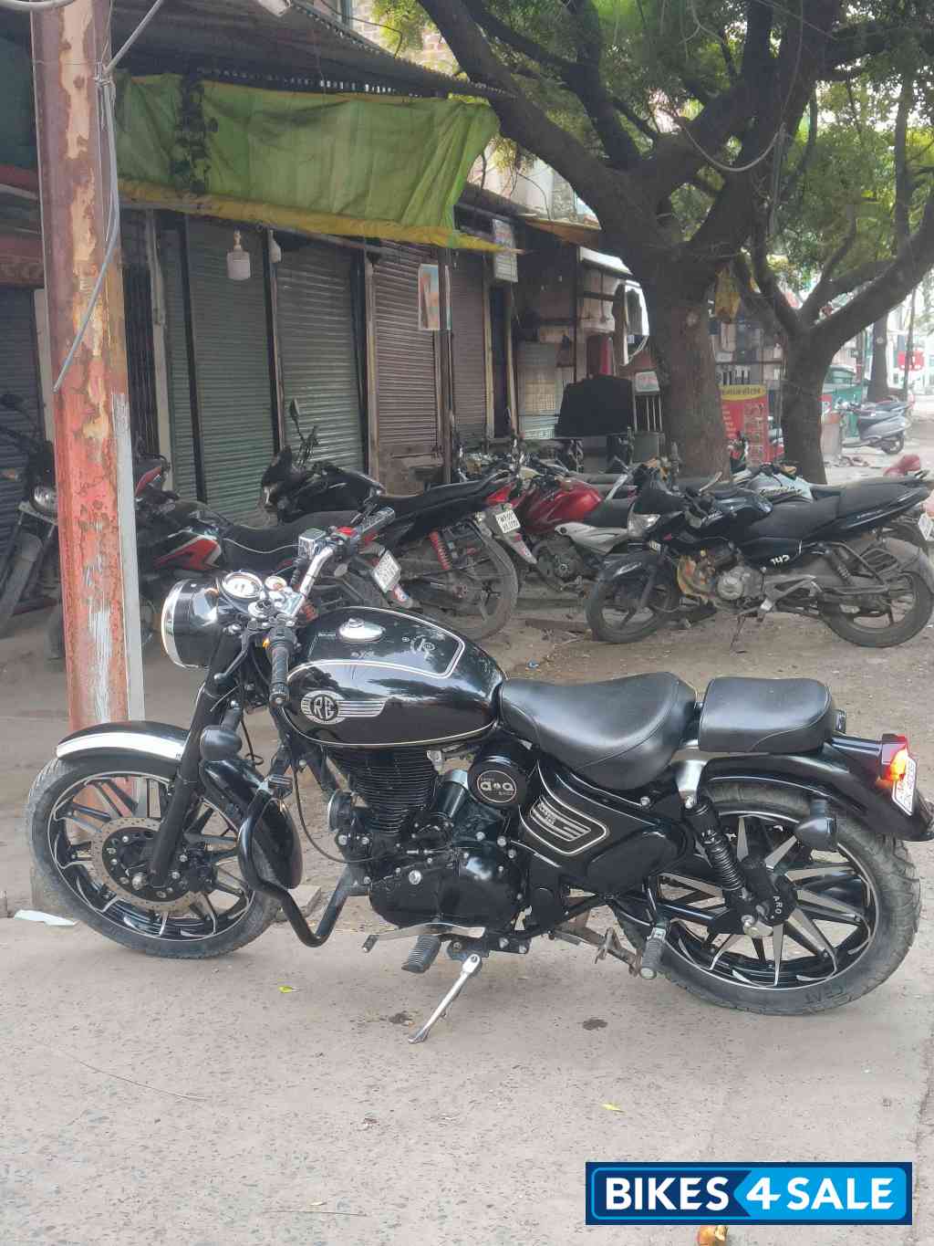 Royal Enfield Classic 350