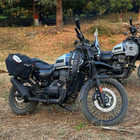 Yezdi Adventure Gloss 2022 Model