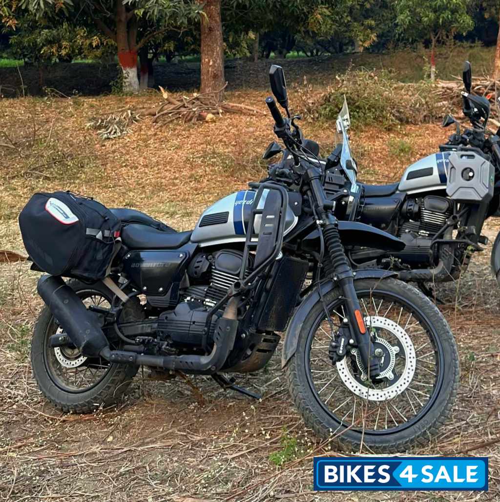 Silver Gloss Yezdi Adventure Gloss