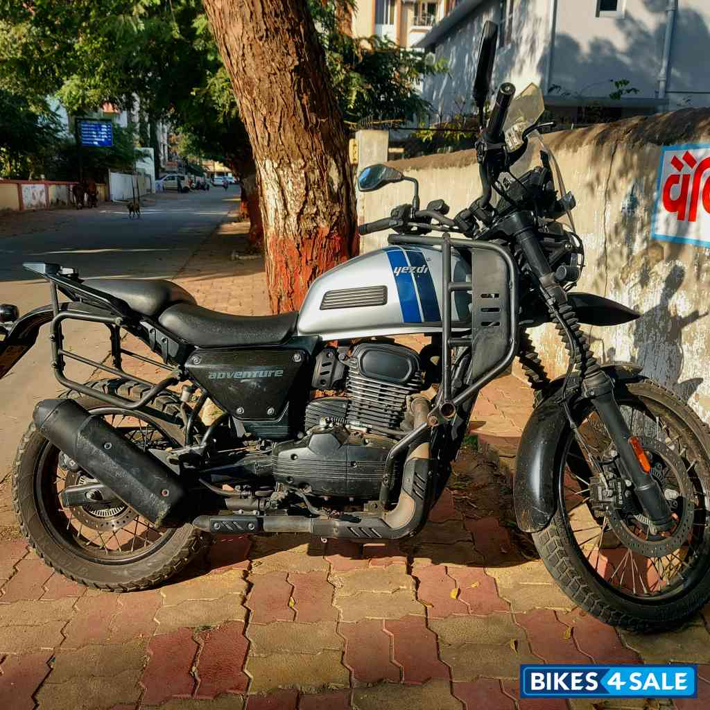 Silver Gloss Yezdi Adventure Gloss