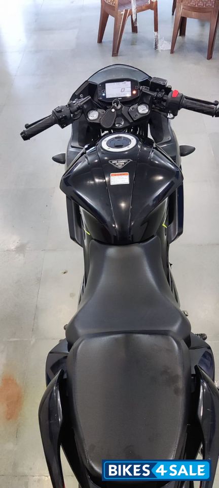 Black Suzuki Gixxer SF BS6