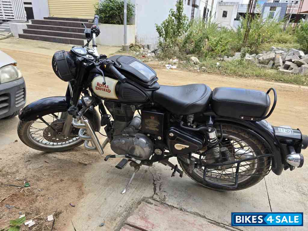 Royal Enfield Classic 350