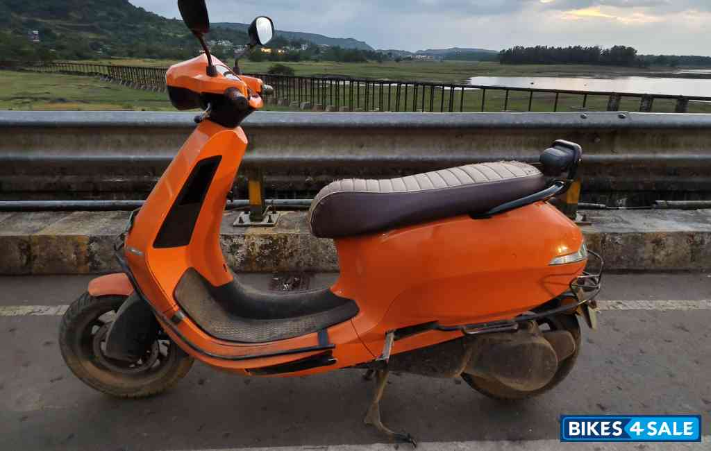 Duch Orange Ola S1 Pro