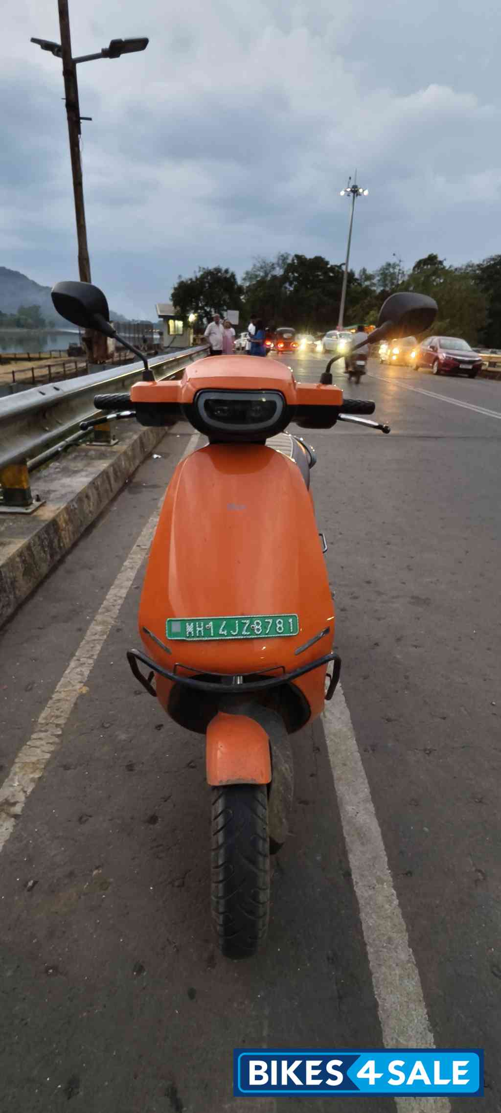 Duch Orange Ola S1 Pro