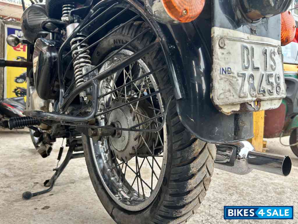 Black Royal Enfield Classic 350