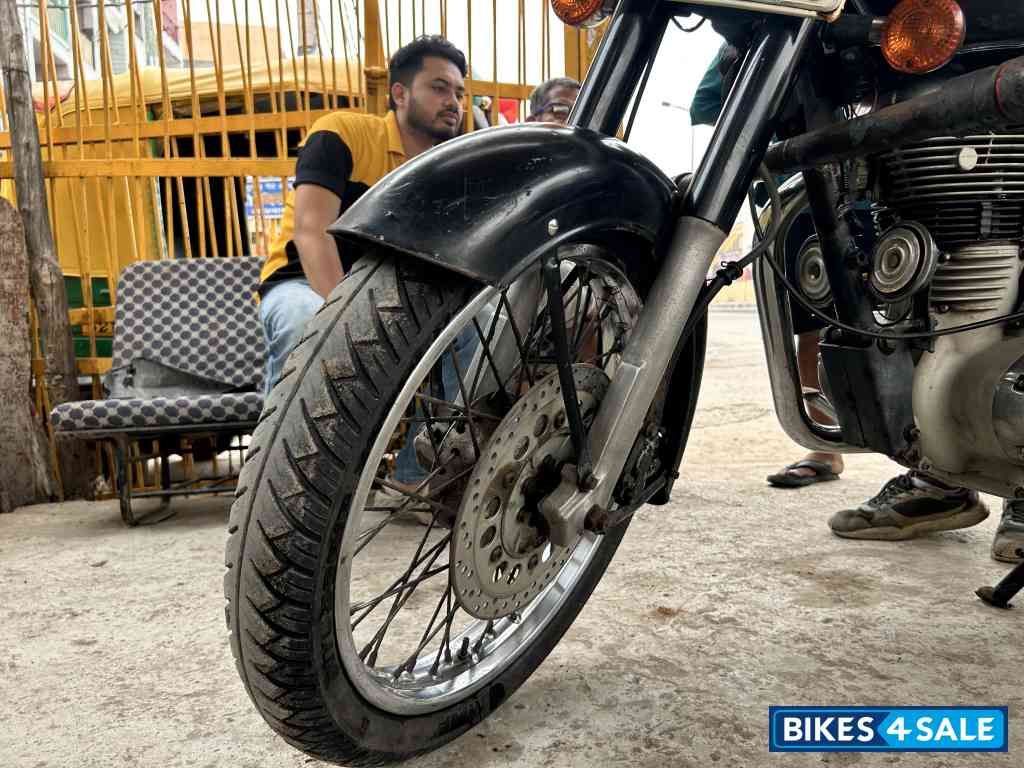 Black Royal Enfield Classic 350