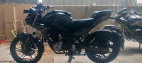 Black Hero Xtreme 125R