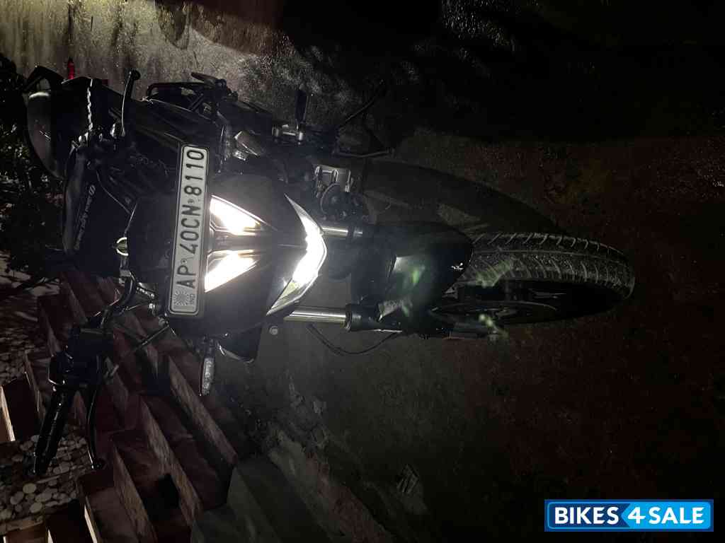 Black Hero Xtreme 125R