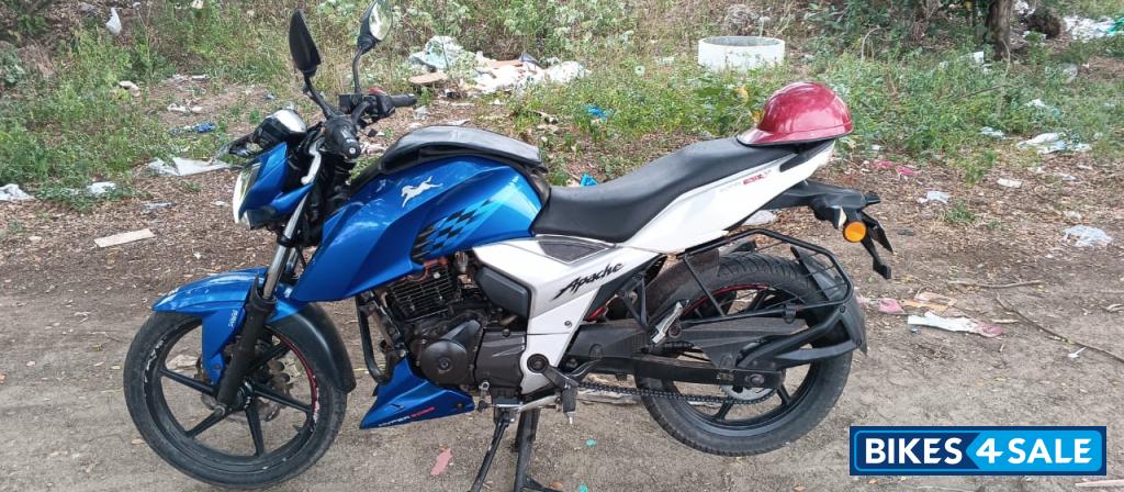 Navey Blue TVS Apache RTR 160 4V