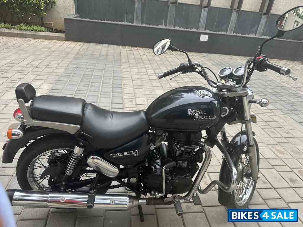 Twilight Blue Royal Enfield Thunderbird 350