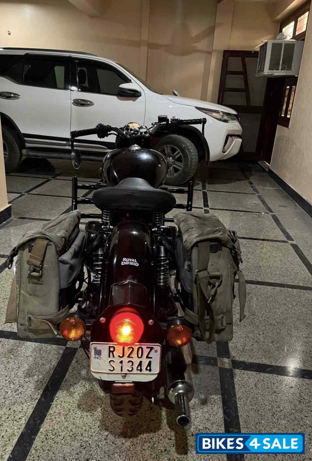 Black Royal Enfield Classic 350 Single Channel BS6