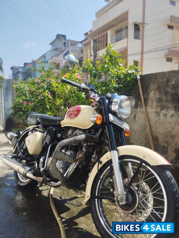Royal Enfield Classic 500