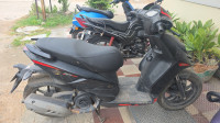 Aprilia SR 160 Carbon ABS