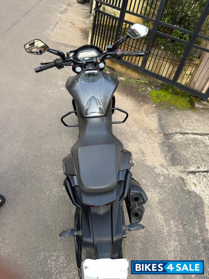 Charcoal Black Bajaj Dominar 250