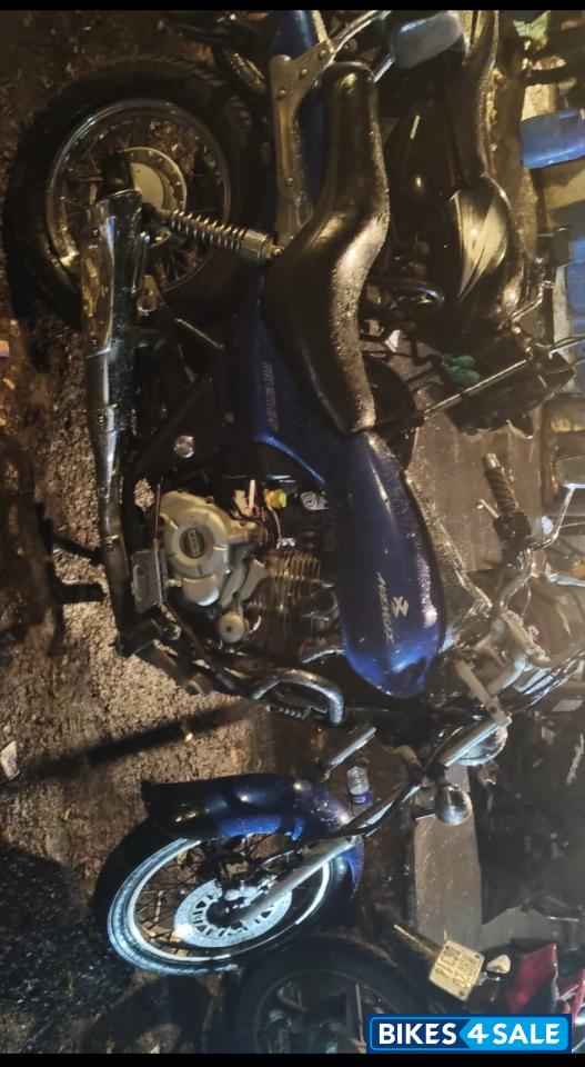 Bajaj Avenger Cruise 220