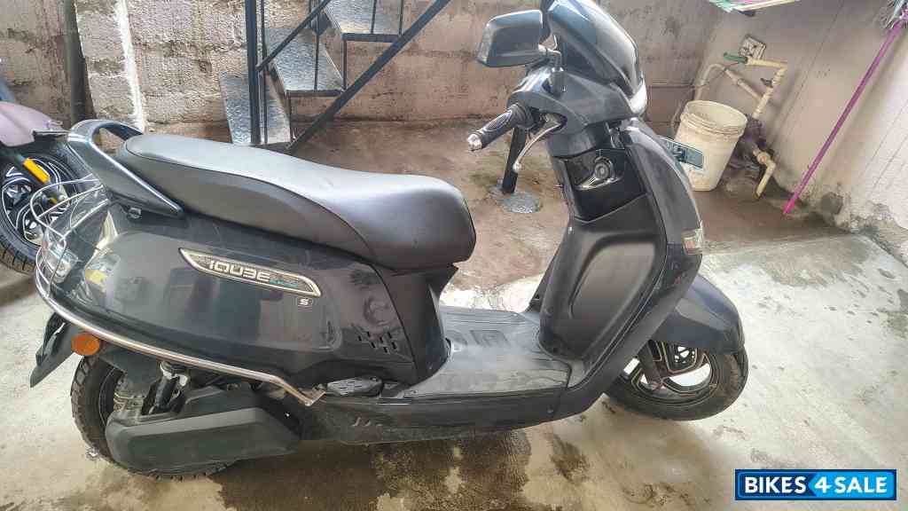 Blue TVS iQube S Blue TVS iQube S