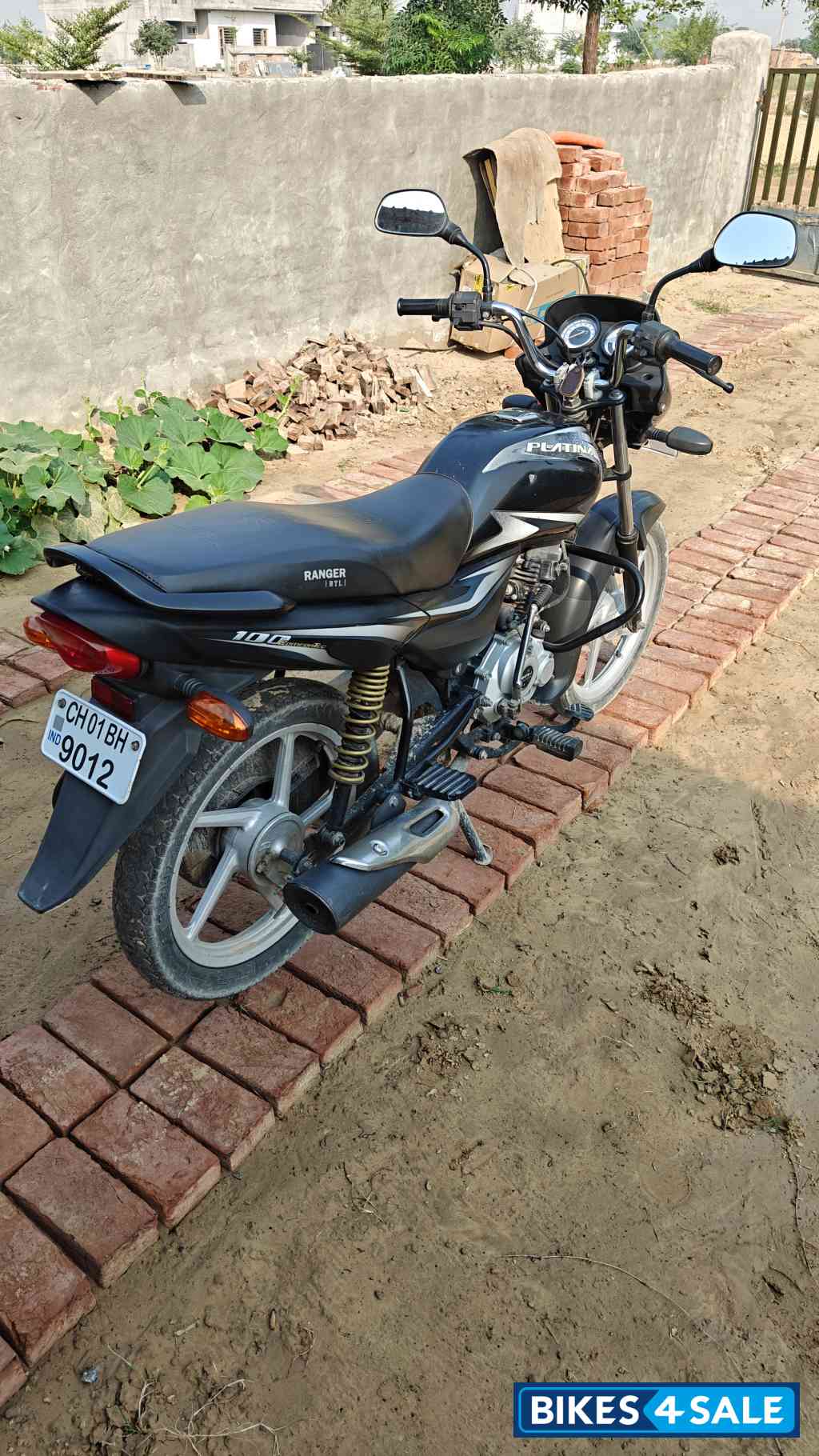 Bajaj Platina 100 ES