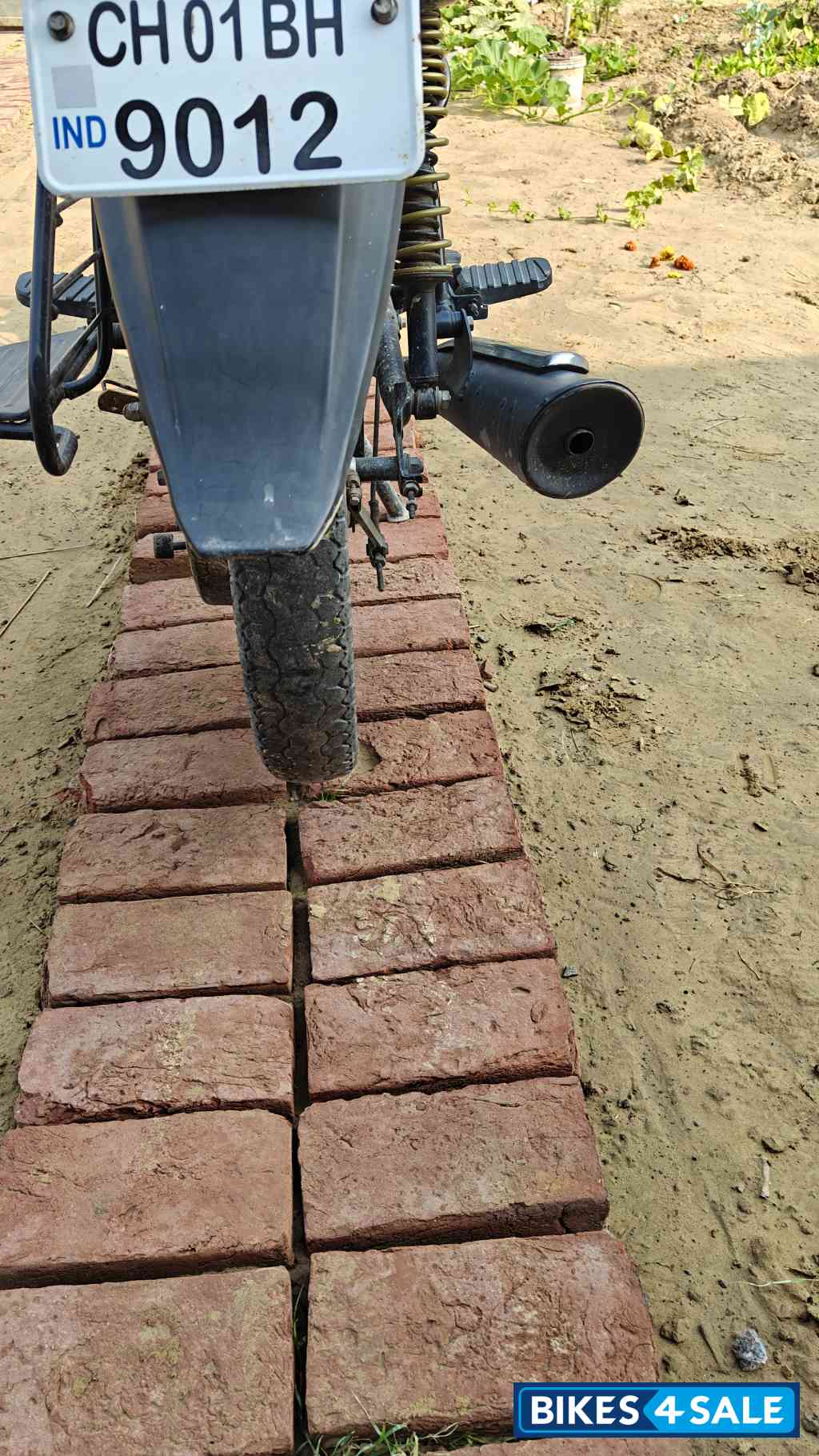 Bajaj Platina 100 ES