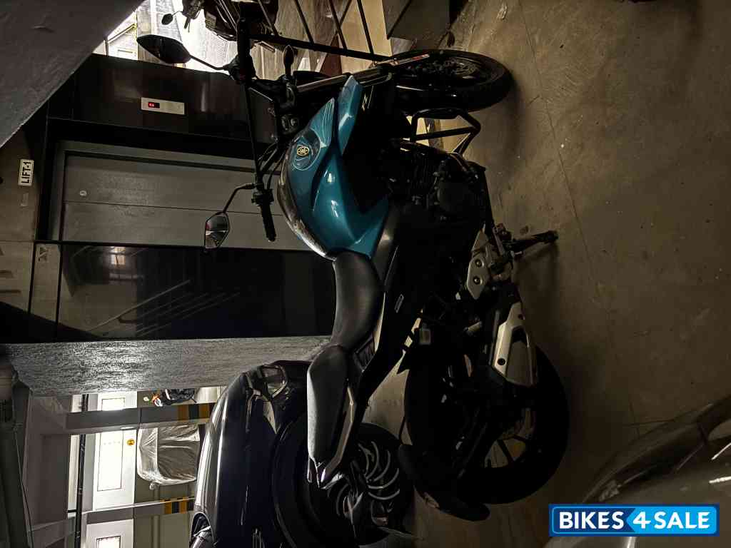 Yamaha FZ25