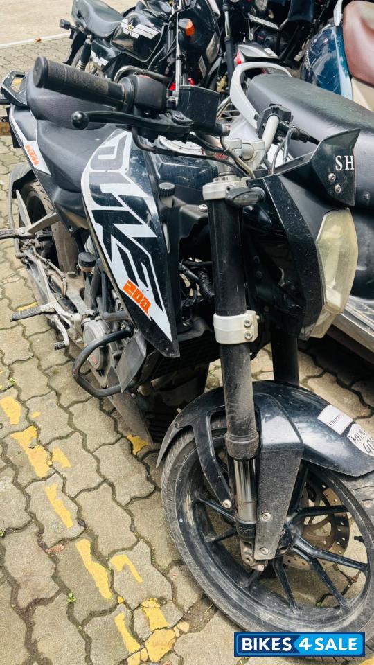 KTM Duke 200