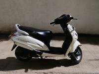 White Honda Activa 3G