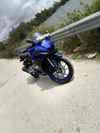 Racing Blue Yamaha R15 V4