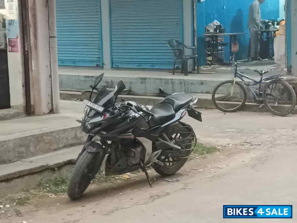 Bajaj Pulsar F250