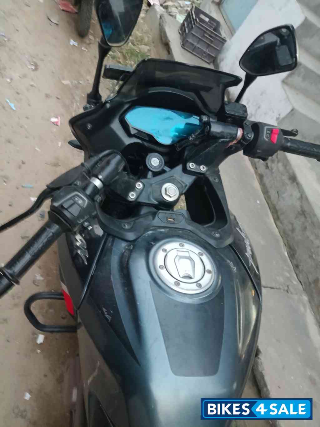 Bajaj Pulsar F250