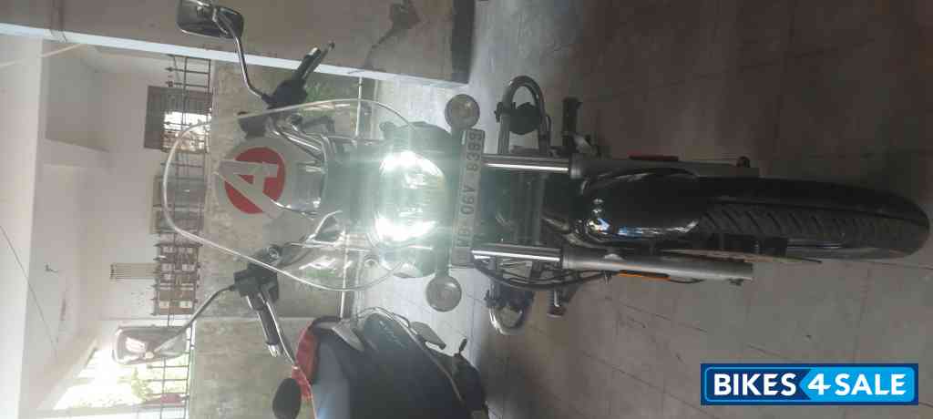 Brown Bajaj Avenger Cruise 220 BS6