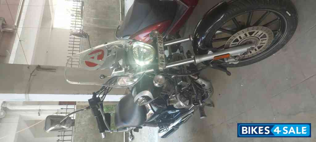 Brown Bajaj Avenger Cruise 220 BS6