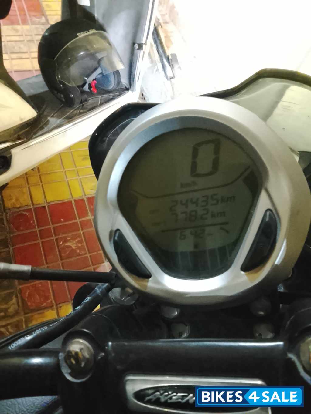 Bajaj Avenger Street 220