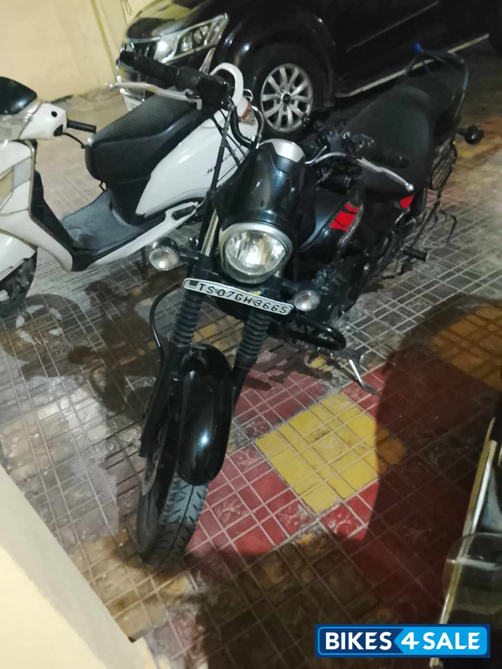 Bajaj Avenger Street 220