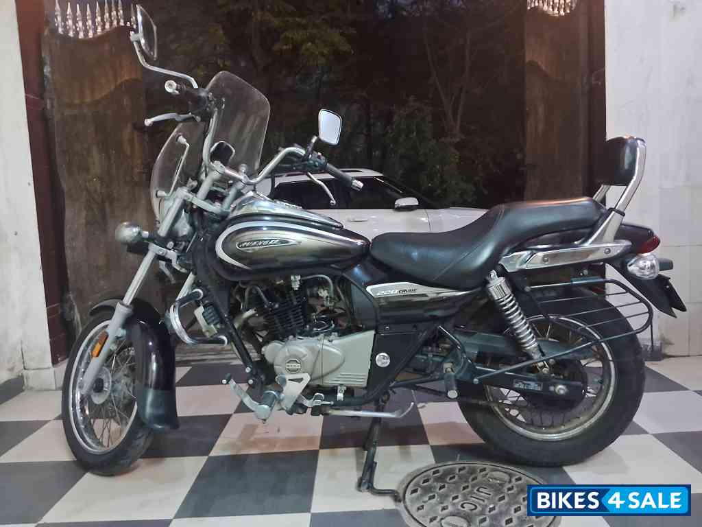Bajaj Avenger Cruise 220 Bajaj Avenger Cruise 220