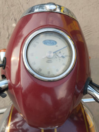 Maroon Jawa Jawa