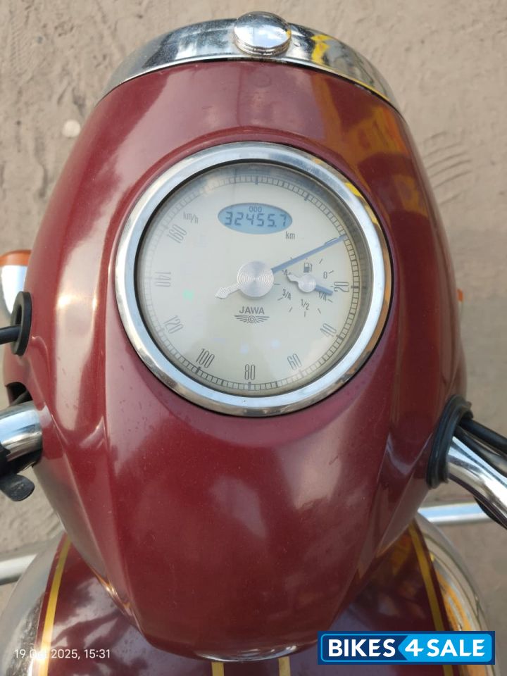 Maroon Jawa Jawa Maroon Jawa Jawa