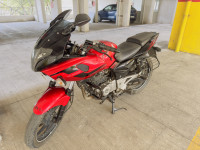 Bajaj Pulsar 220F