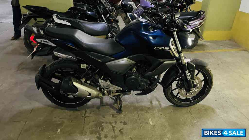 Mat Blue Yamaha FZ-S FI V3