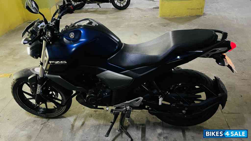 Mat Blue Yamaha FZ-S FI V3