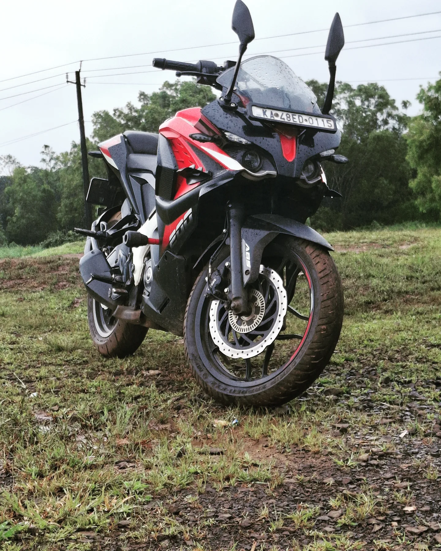 Bajaj Pulsar RS 200 BS6