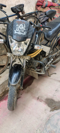 Black Mahindra Centuro O1