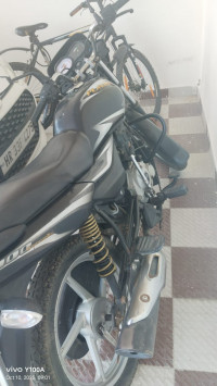 Ebony Black With Sil Bajaj Platina 100