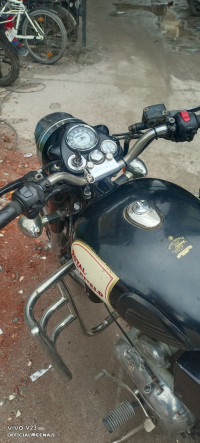 Black Royal Enfield Classic 350