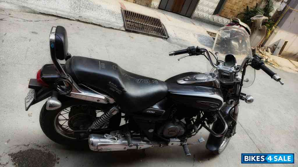 Bajaj Avenger Cruise 220
